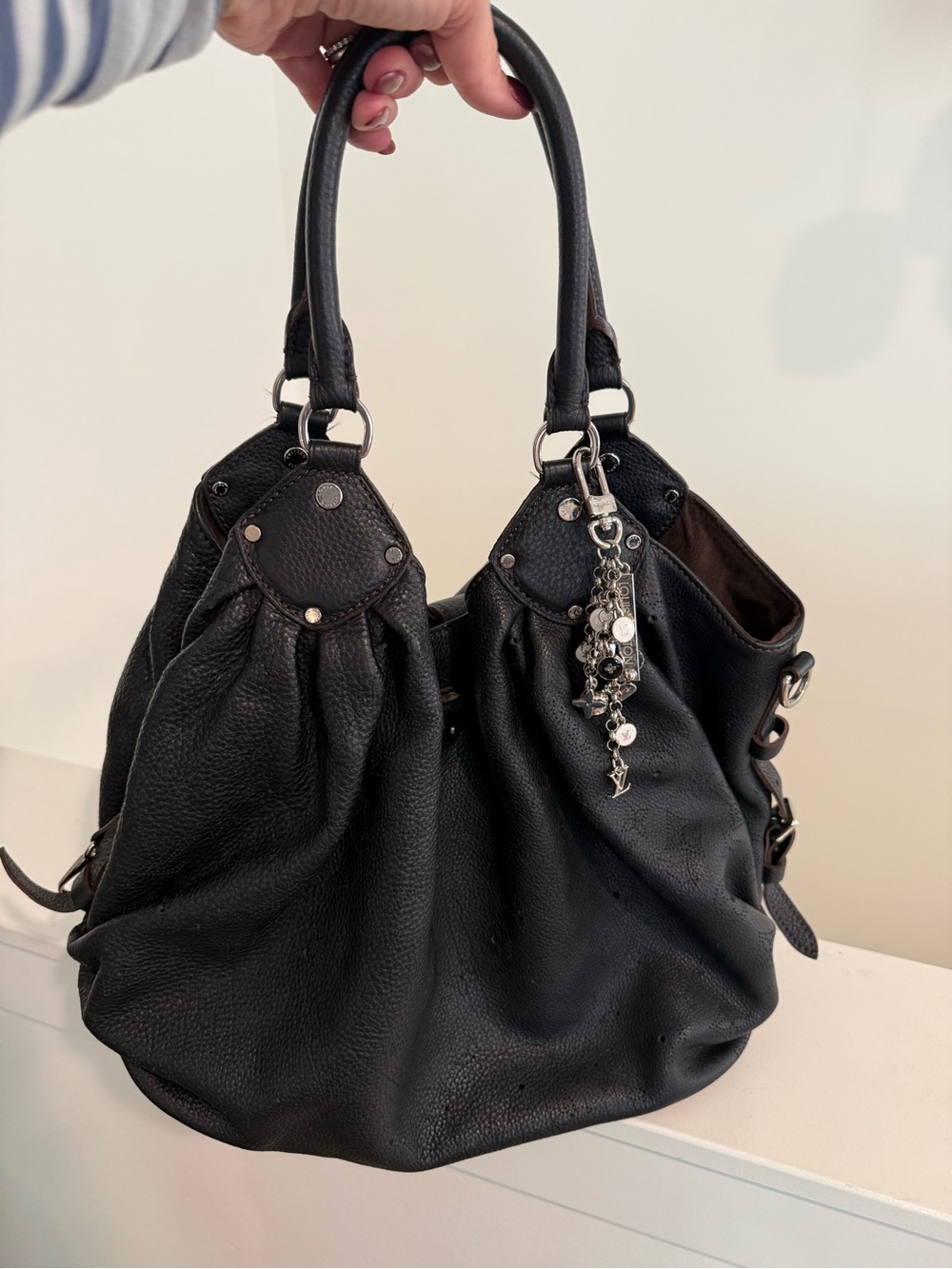 Louis Vuitton Mahina Leather Shoulder Bag 2008 Rare silver hardware